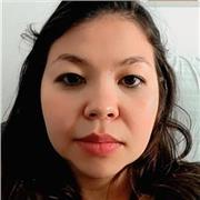 Professora de biologia ensina todas as idades